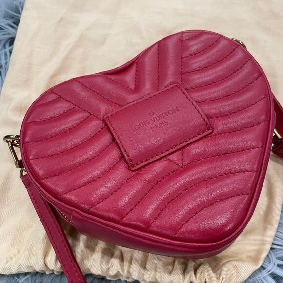 Louis Vuitton |limited edition| new wave heart crossbody bag love lock quilted - Picture 13 of 16